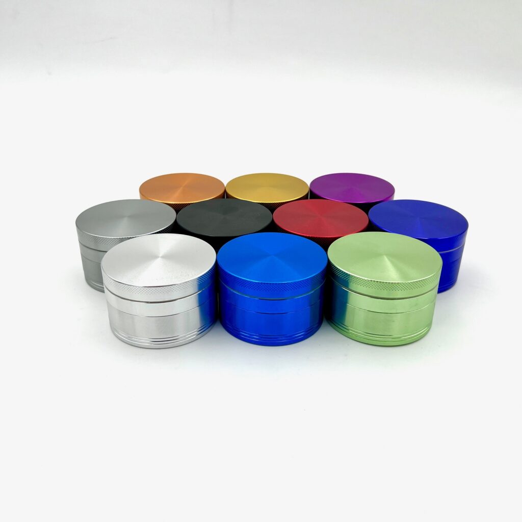 Metalowy Grinder XXL Młynek do Suszu 4-częściowy 63mm (10 kolorów) 2