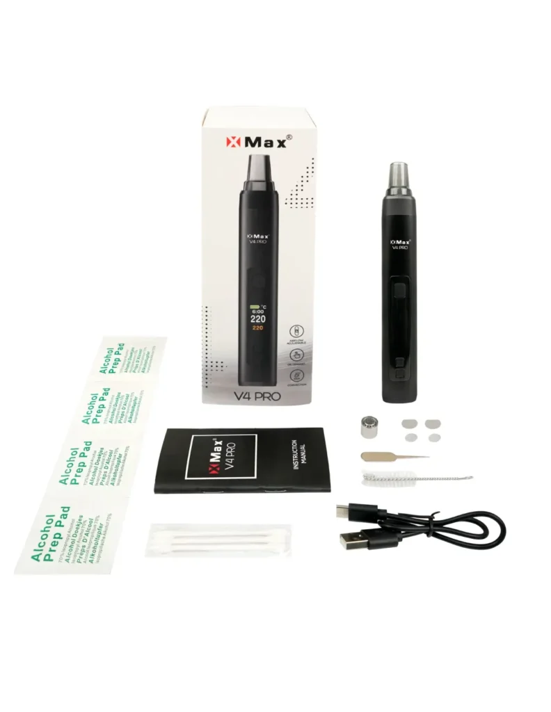X-Max V4 PRO Waporyzator przenośny z adapterem do bonga 3 Pełny zestaw X-MAX V4 Pro: waporyzator, szklany ustnik, opakowanie, kabel USB-C, kapsułka dozująca i akcesoria do czyszczenia.