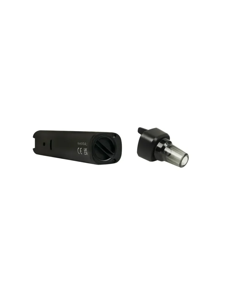 X-Max V4 PRO Waporyzator przenośny z adapterem do bonga 2 Waporyzator X-MAX V4 Pro z odłączonym szklanym ustnikiem magnetycznym i widoczną zakręcaną klapką wymiennej baterii 18650.