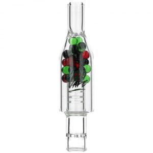 Ustnik JET do Arizera: szklana rurka z komorą pełną zielonych, czerwonych i ciemnych kulek oraz logo 420VAPE